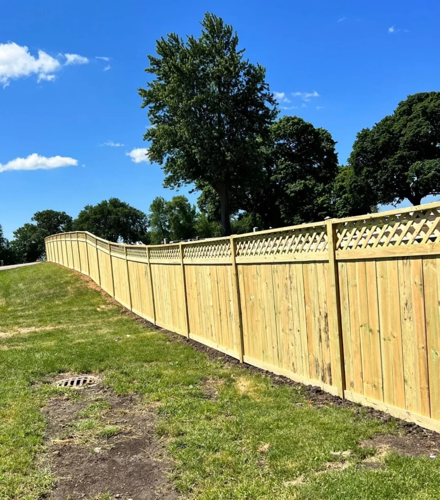 map-quality-installed-long-wood-privacy-fence