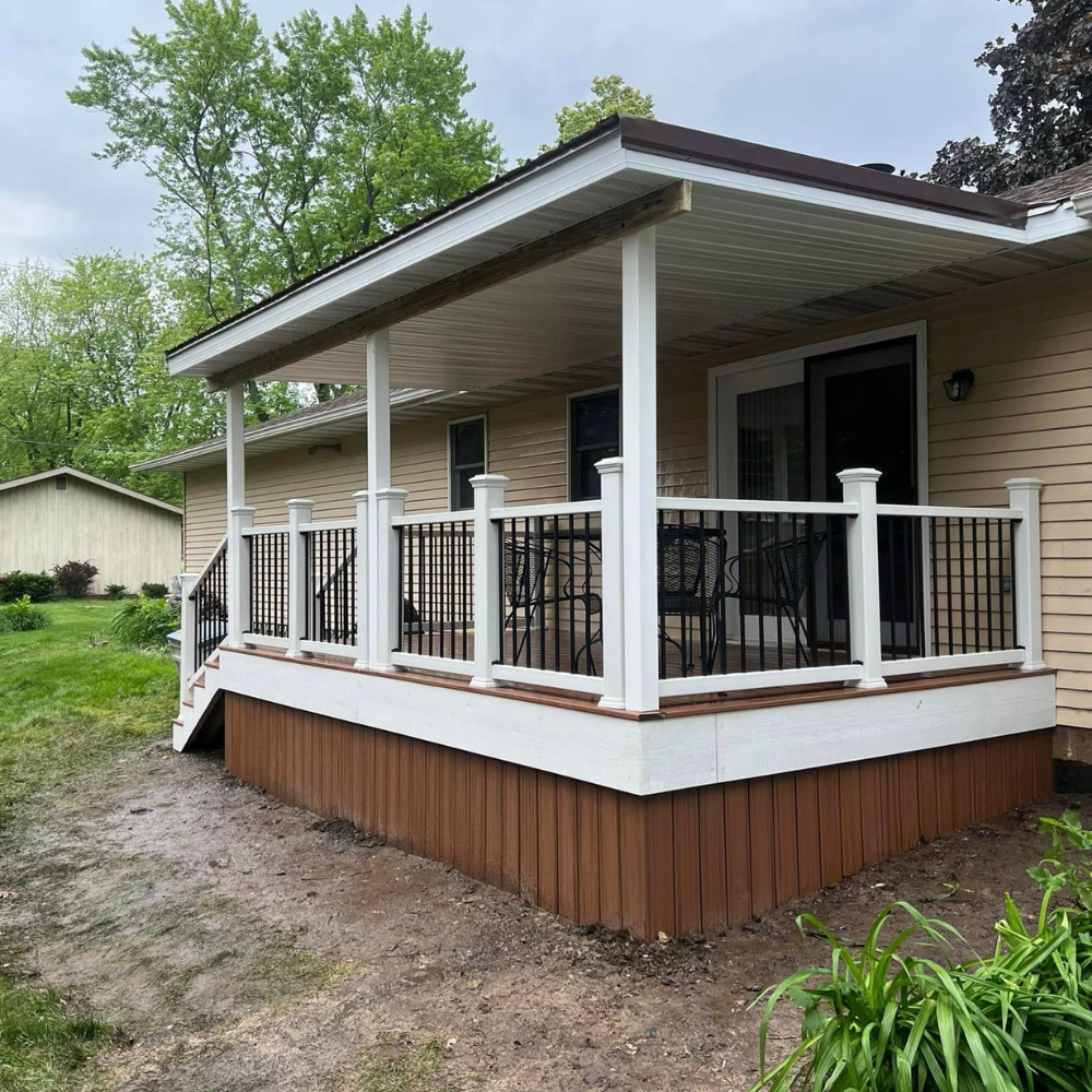 wood-deck-and-railing-installed-by-map-quality-fencing-decks